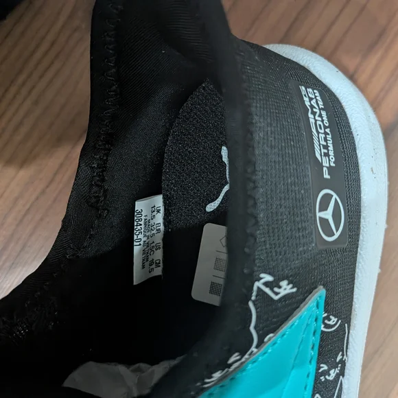 NWOT Puma Motorsport Mercedes AMG- Petronas Unisex Kids Patterned Sneakers - Picture 8 of 9